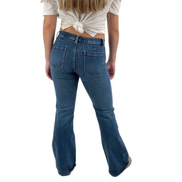 Vintage Y2K GAP Flare Leg Jeans Mid/Low Rise 2% Spandex Medium Blue | Size 4 - Picture 5 of 10